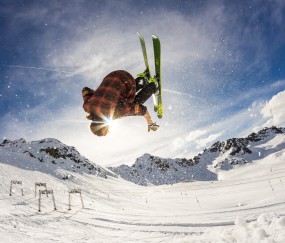 开云平台-伊布爆发，阿森纳生死战取胜皇马，背后是足球哲学的终极对决