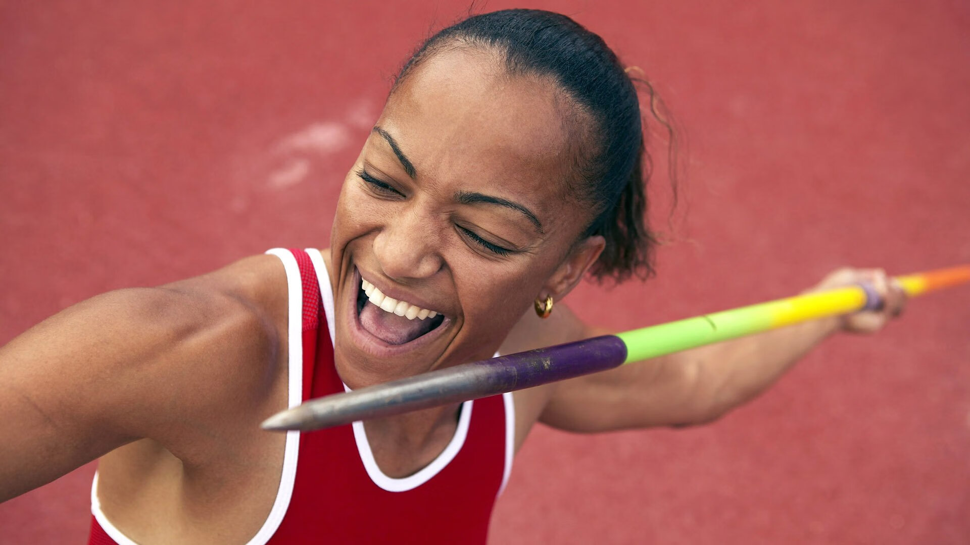 上海滩引擎撕裂珠江风，F1街道赛隐喻下的地域竞争新叙事