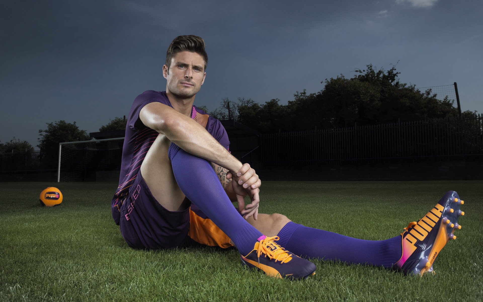 几内亚强势晋级,坎特式接管,从绿茵到赛道,赢家思维的终极对决